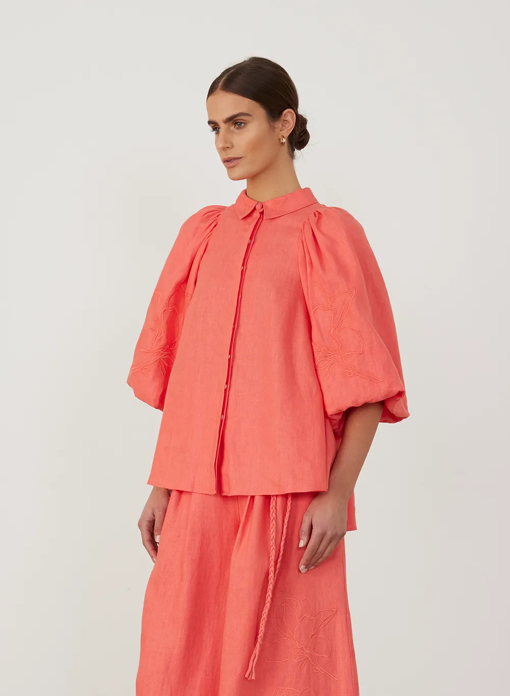 Lola Linen Embroidery Shirt | Hibiscus